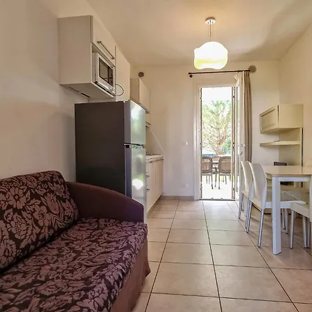 Apartament Villaggio Evanike *